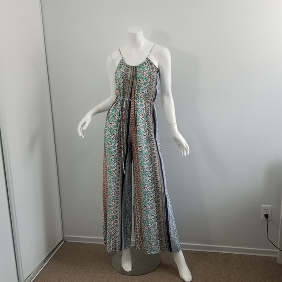 Black Bead Fitted Multi-Print Jumpsuit Size L. (E/K) - Picture 4 of 5